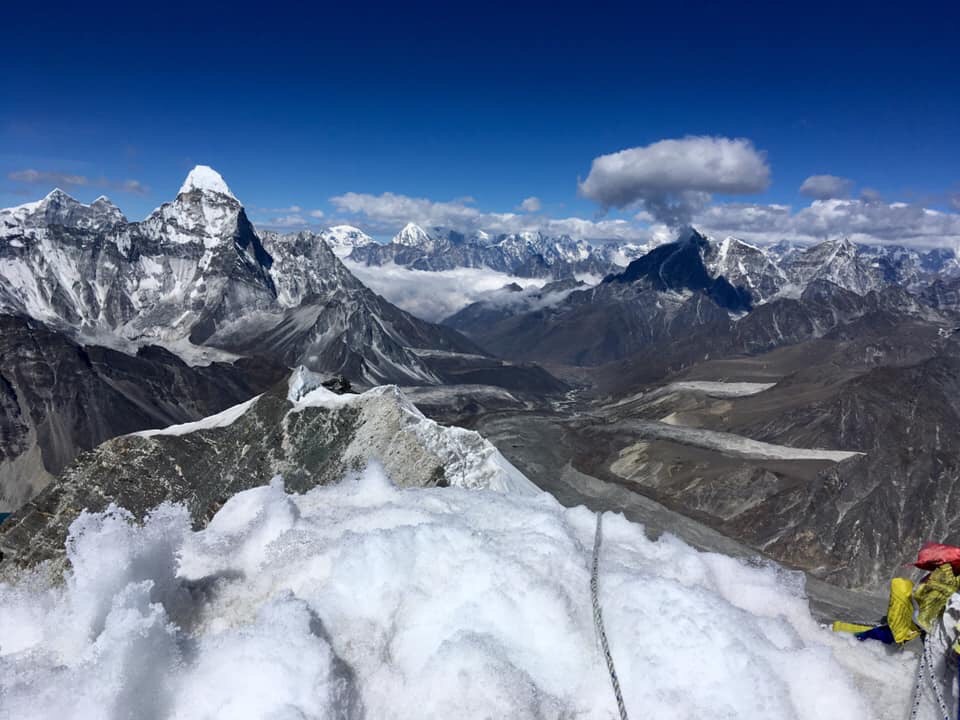 Three Pass, Everest BC and Island 6,189m