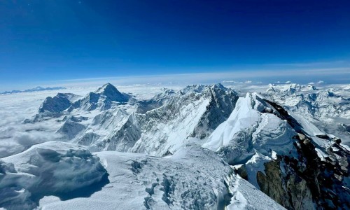  Implications of the New Requirement: Preparing for Everest with a 7000er Climb in Nepal