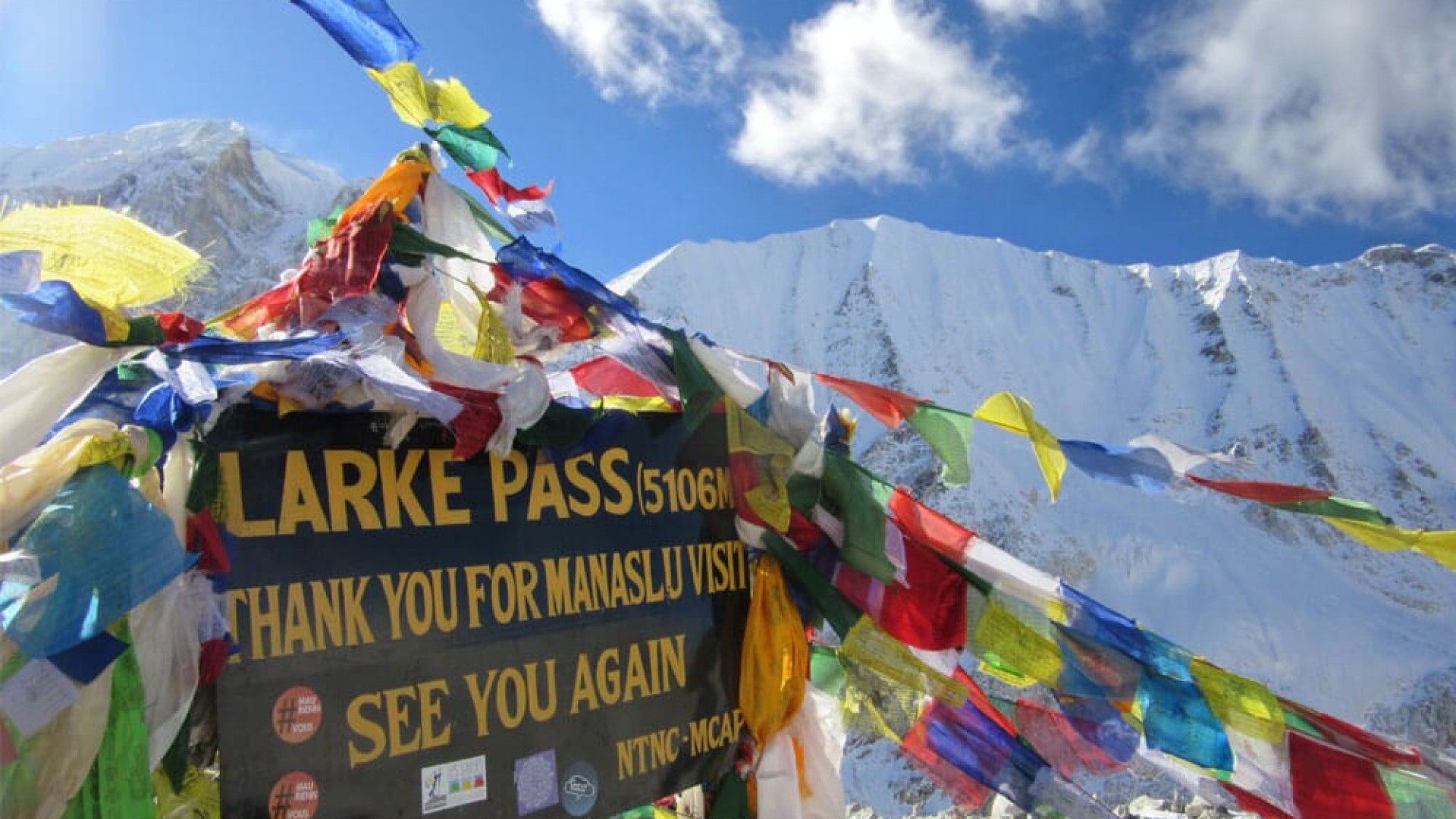 Manaslu Larkey Pass 5,240 m Round Trek