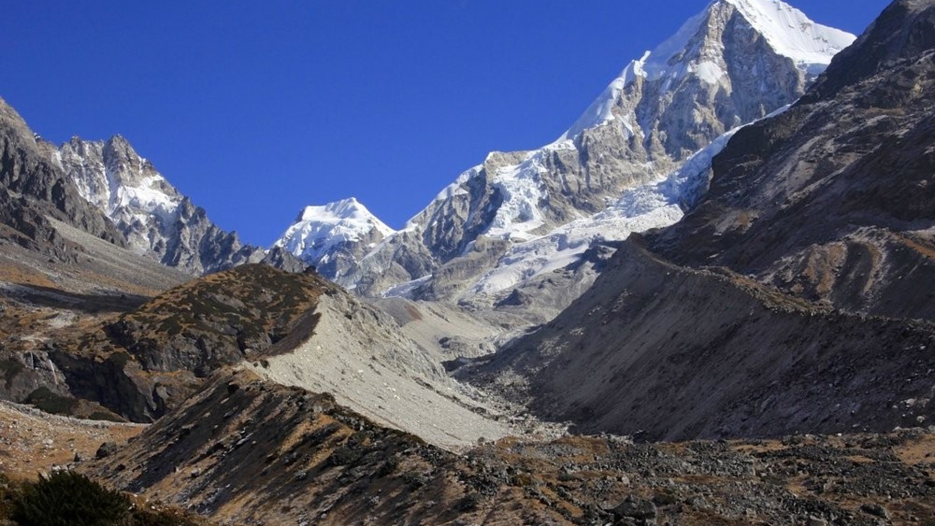 Tilman Pass Trek