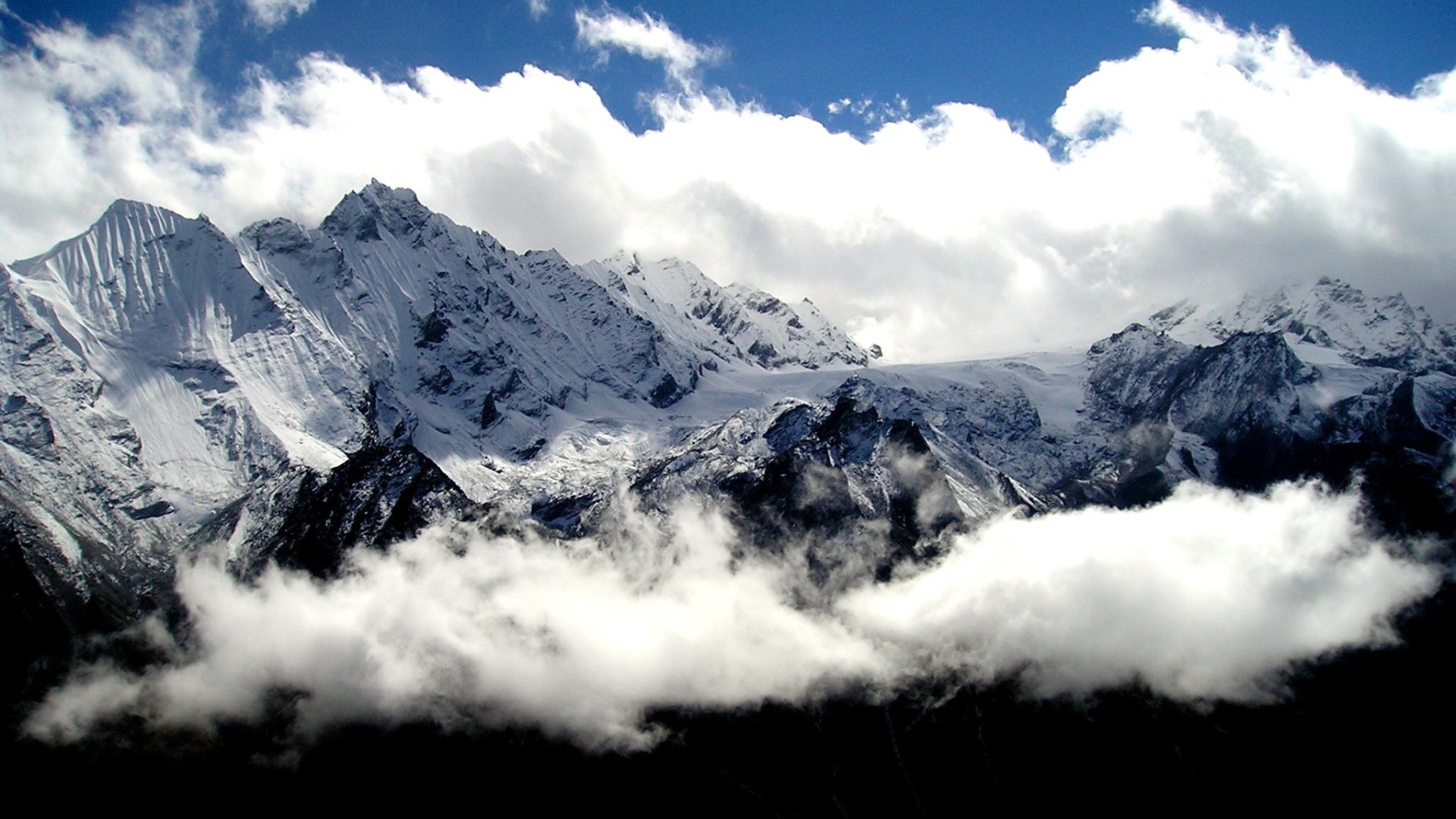 Langshisha Ri 6,427m Peak Climbing