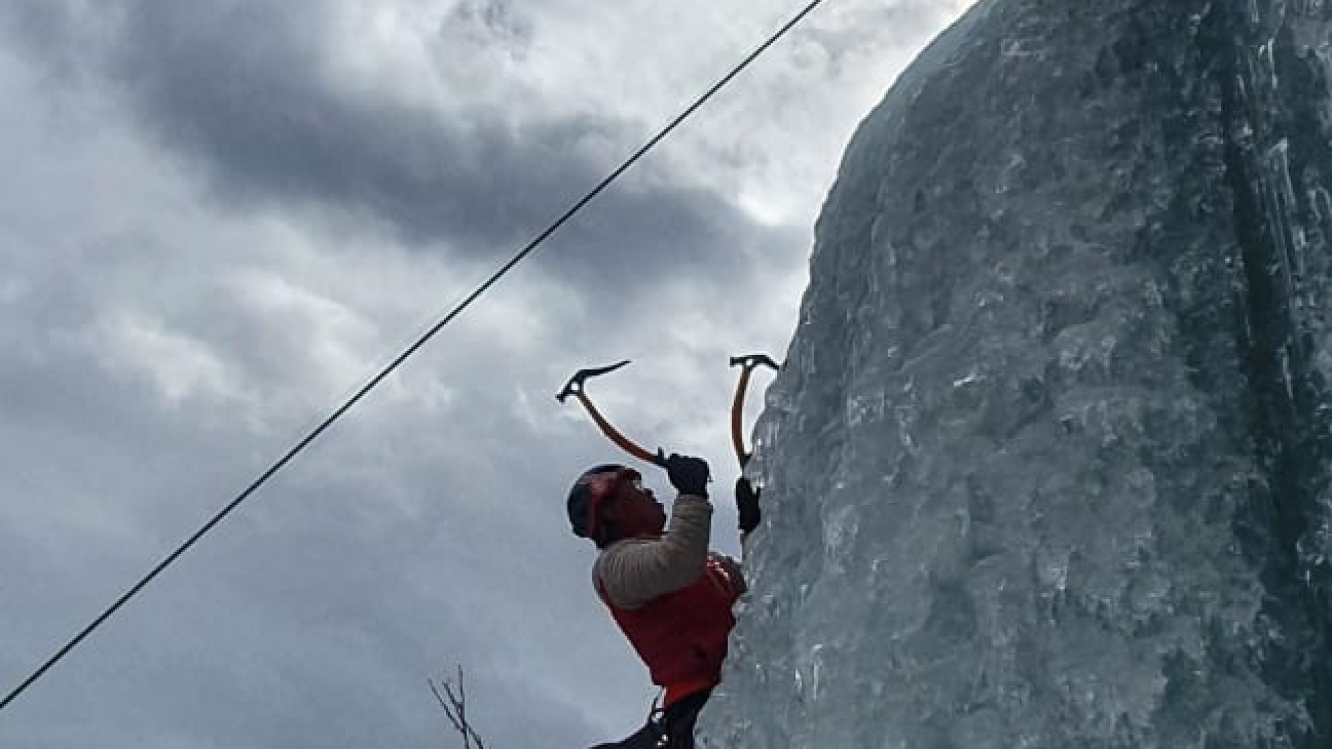Winter Pre-Ice and Rock Climbing Course & Lobuche 6189m Climbing Winter Expedition