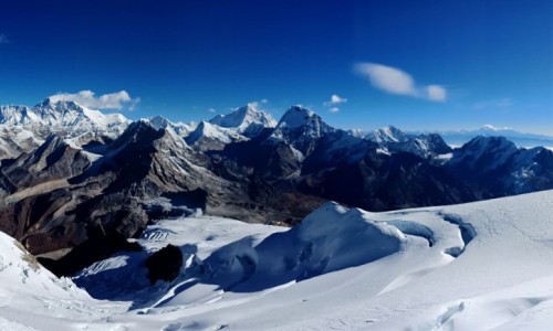  Mera Peak 6,416m Climbing & Amphu Lapcha 5,845m Pass