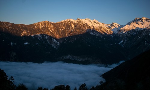  Langtang Helambu Trek