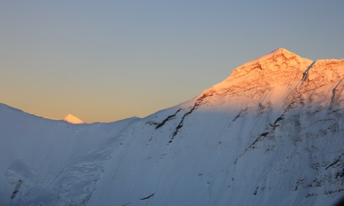  Putha Hiunchuli 7,246m. Expedition via Jomsom