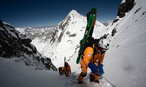  Ama-Dablam 6,812m Climbing & Ski Expedition